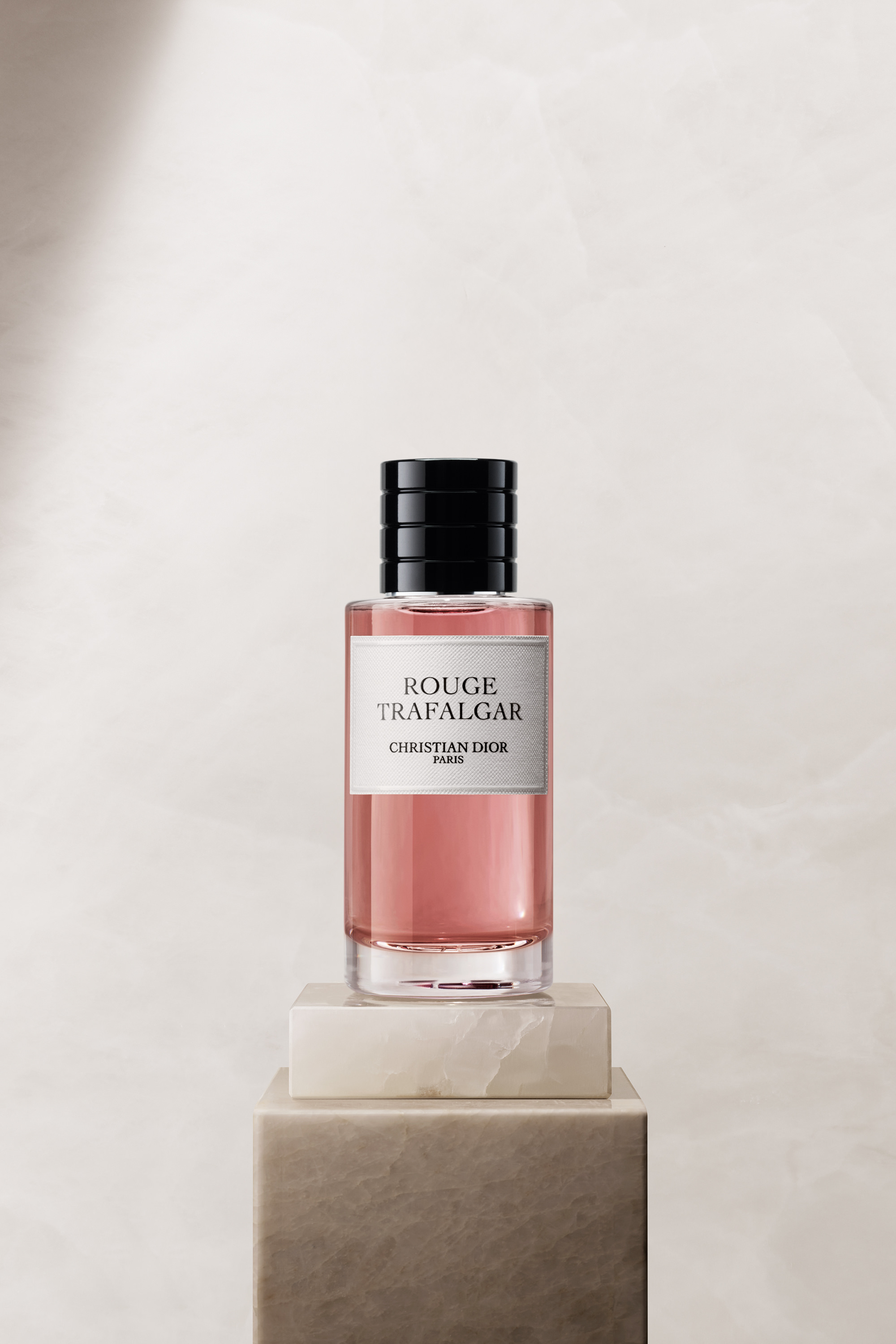 Rouge Trafalgar
Eau de parfum mixte - notes chyprées et fruitées