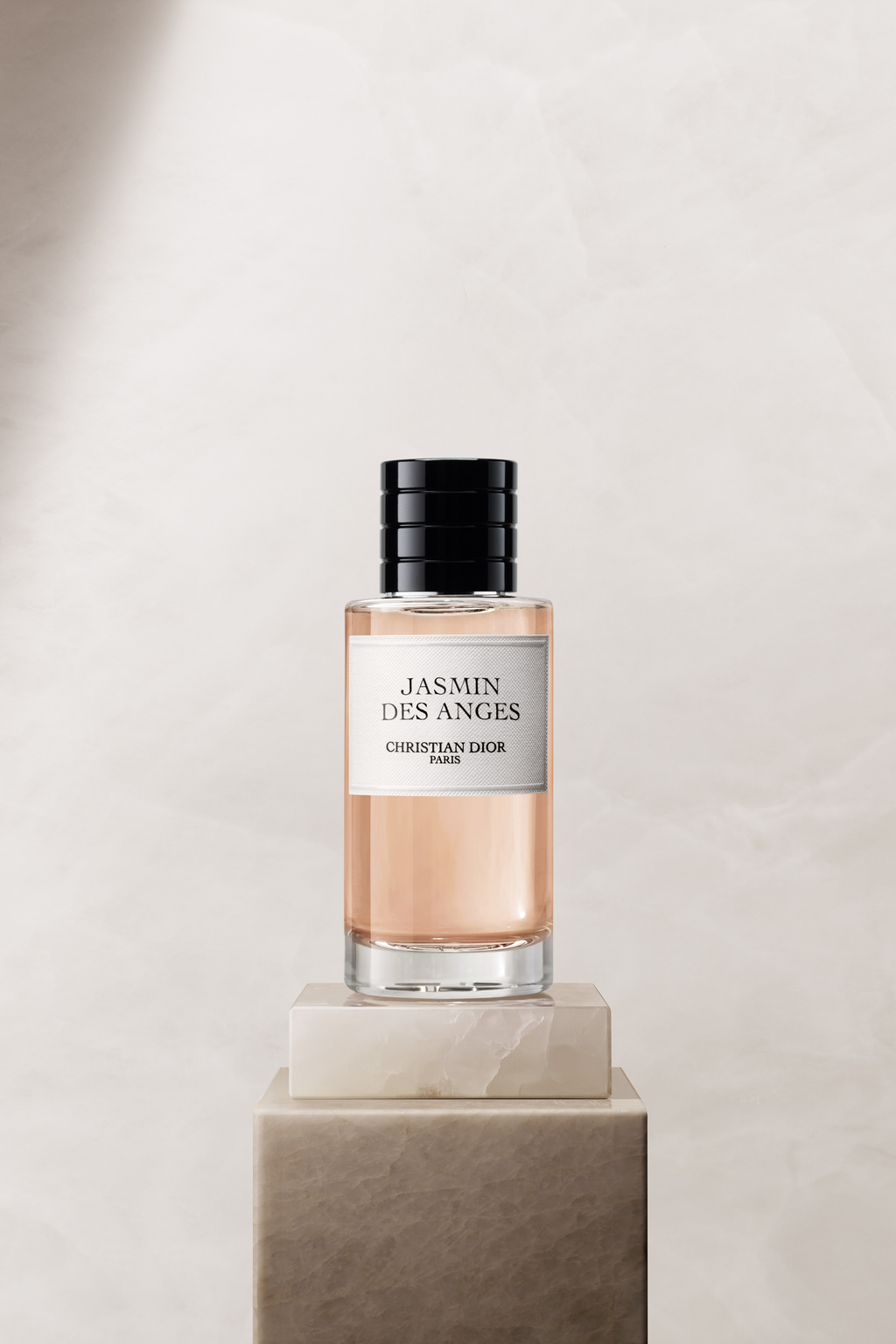 Jasmin des Anges
Eau de parfum mixte - notes florales, abricotées et miellées