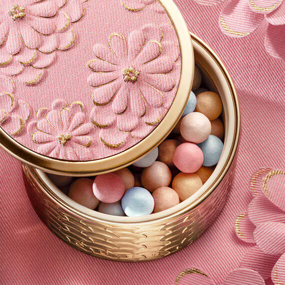 Guerlain - PERLES DE POUDRE RÉVÉLATRICES DE LUMIÈRE