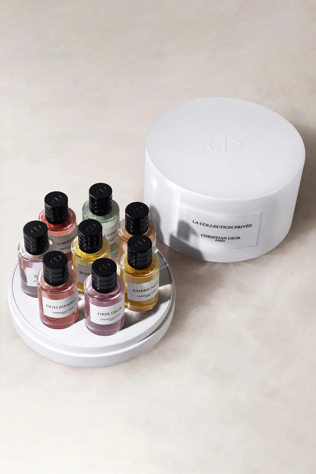 La Collection Privée Christian Dior
Palette du parfumeur
Coffret de 8 miniatures de parfum - 8 x 10 ml